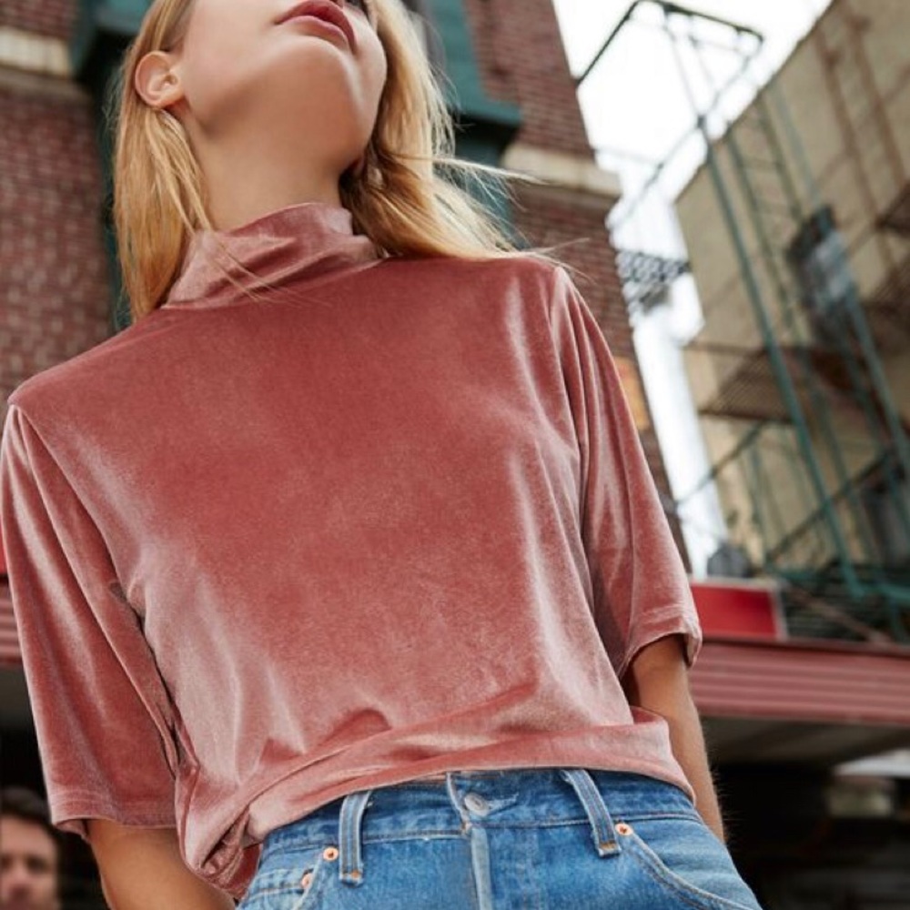 💎 J. Crew pink velvet T-shirt.💎